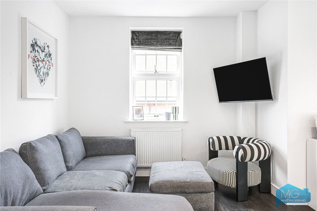 Additional image 6 of 2 bed flat for saleCollison Avenue, Barnet EN5