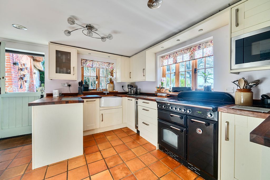 Additional image 4 of 3 bed detached house for saleHaxton, Salisbury SP4