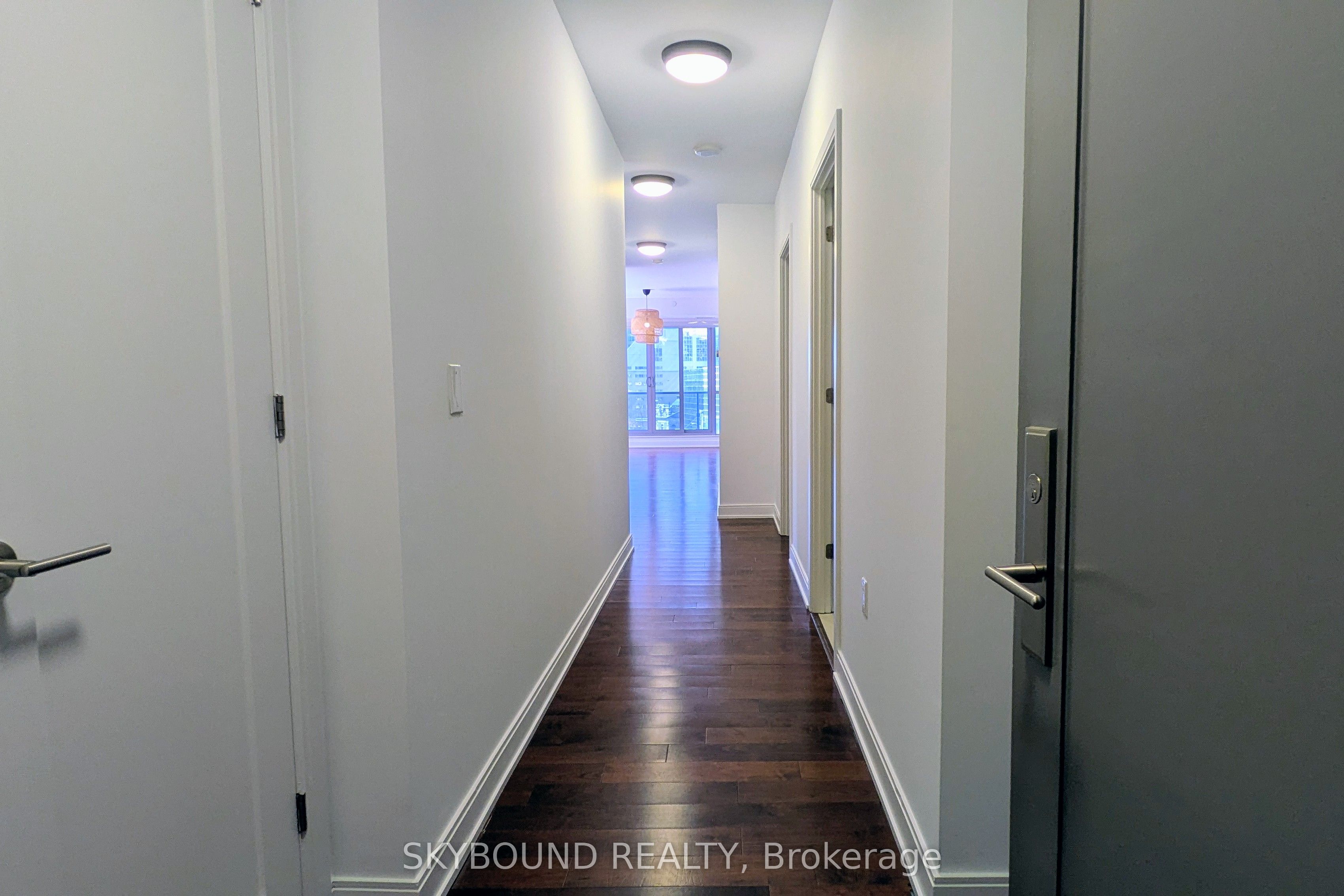 Additional image 3 of 909-55 Front Street E, Toronto, ON, M5E 0A7
