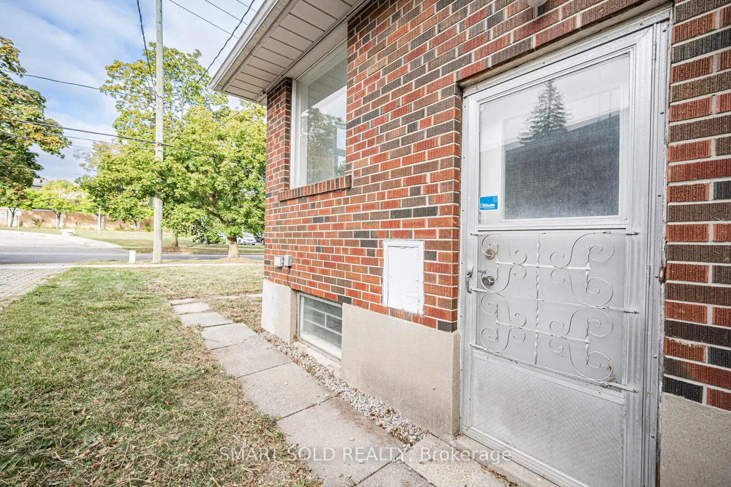 Additional image 15 of 81 Maxome Avenue