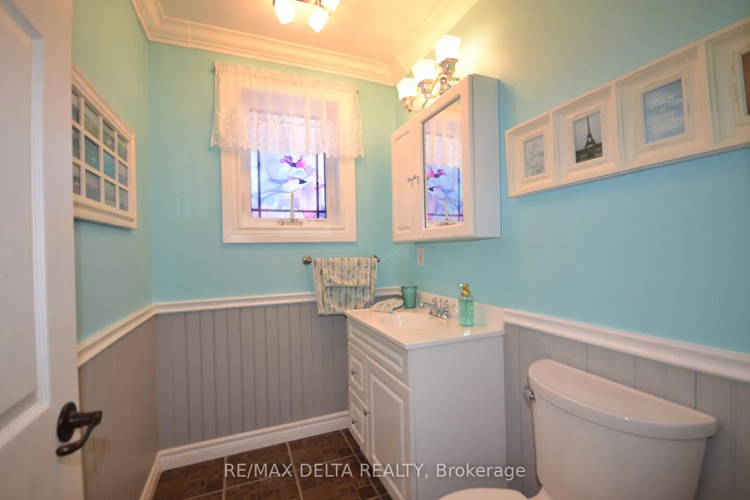 Additional image 11 of 909 Chapman Street