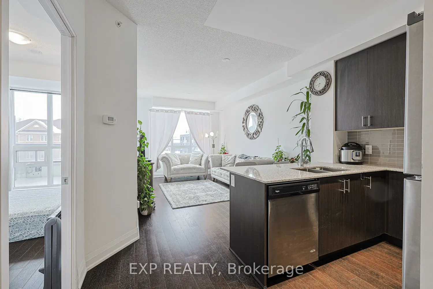 Additional image 7 of 9582 Markham Road 302