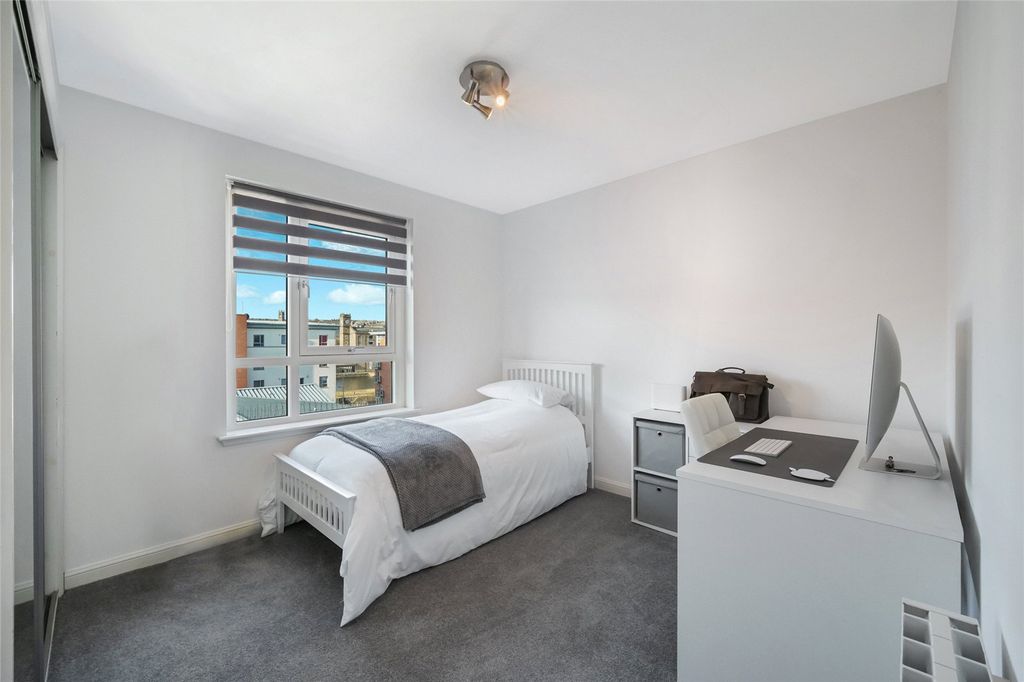 Additional image 15 of 2 bed flat for saleMarine Parade Walk, Dundee, Angus DD1