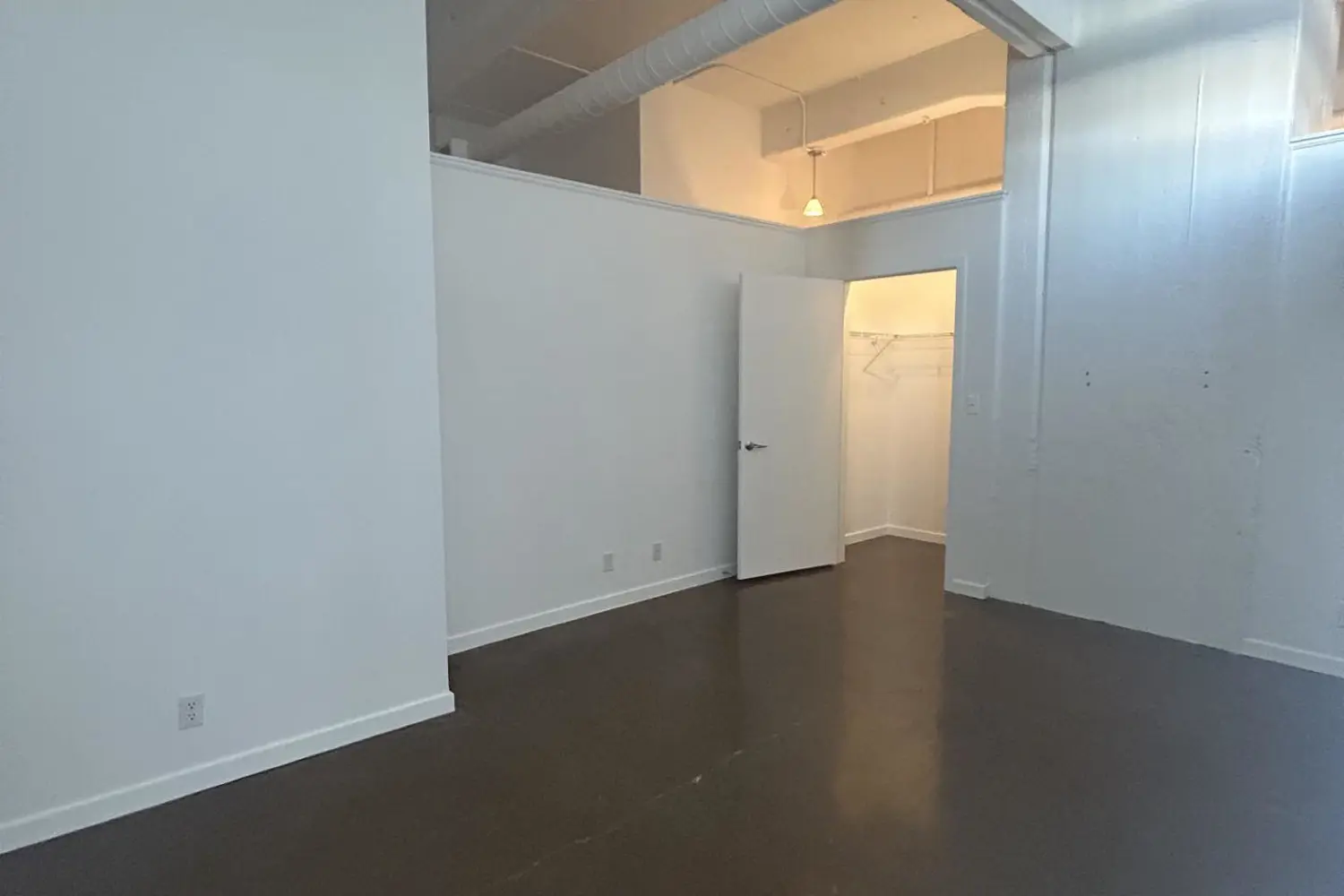 Additional image 10 of 410 King Street 207