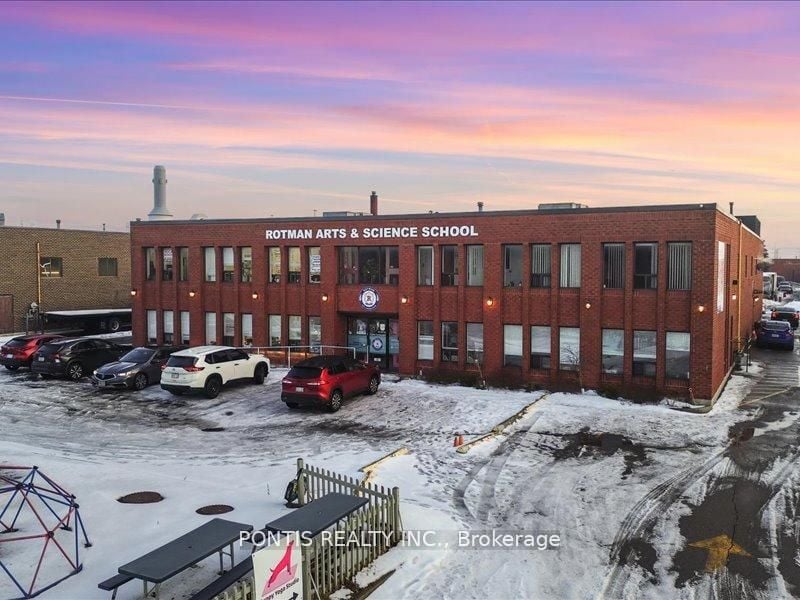 7 Bradwick Drive, Vaughan, ON, L4K 2T4