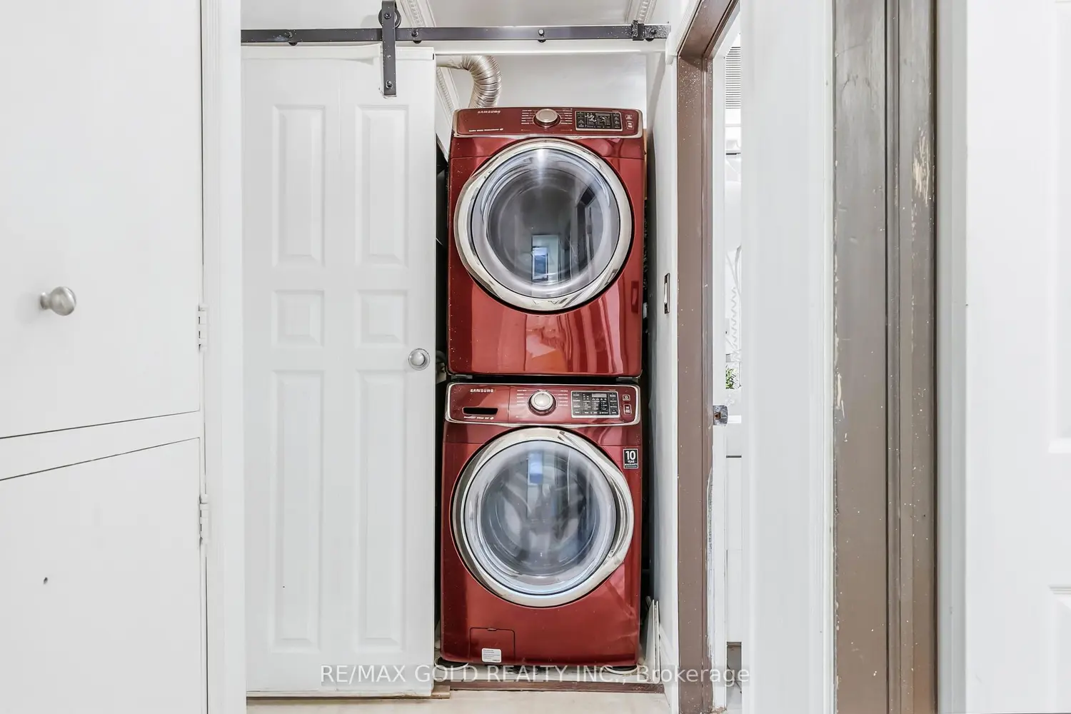 Additional image 14 of 5921 Scott Street