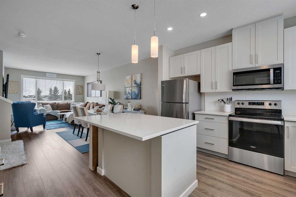 Additional image 4 of 113 Copperstone Park SE, Calgary, AB, T2Z 5E3