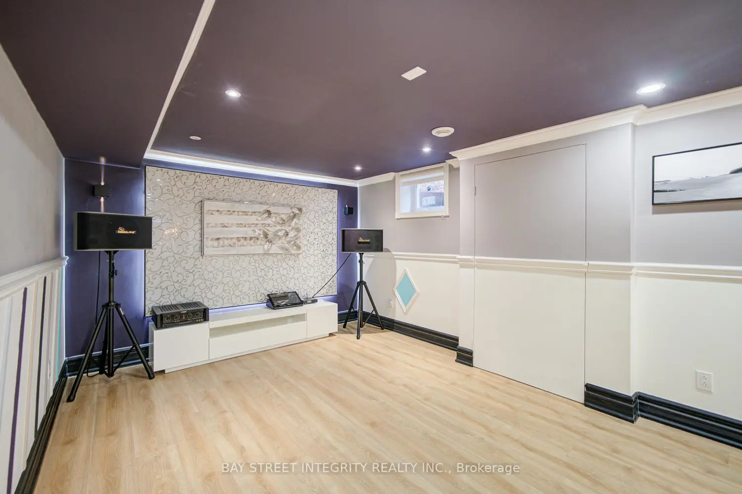 Additional image 14 of 409 River Side Drive