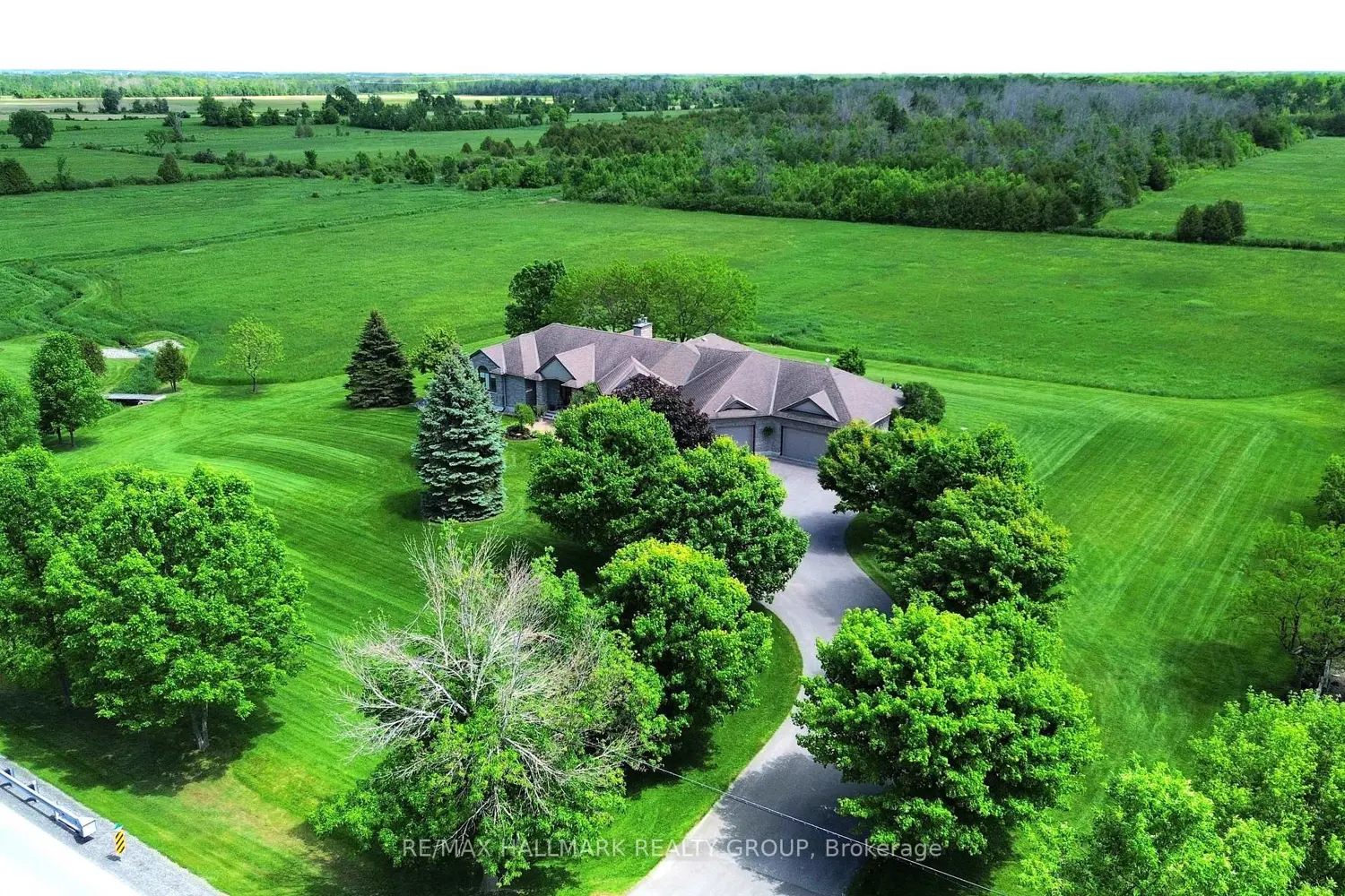 6980 Mansfield Road photo 3