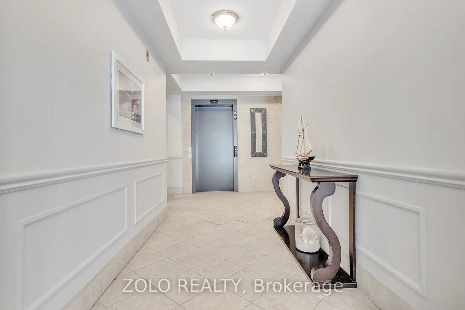 Additional image 19 of 395 Lakebreeze Drive 301