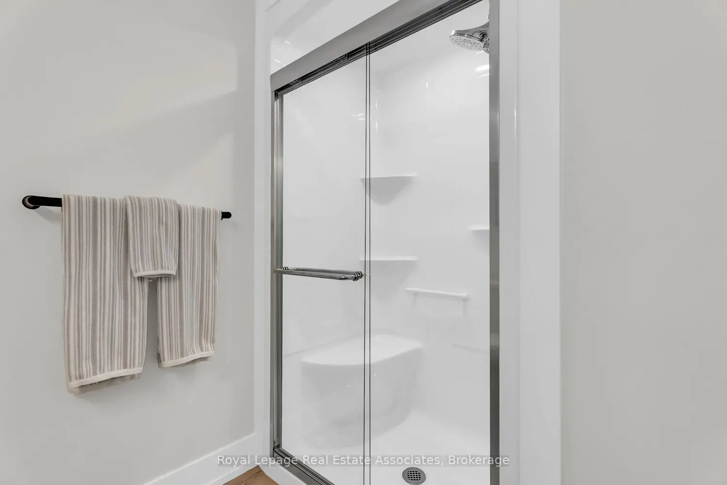 Additional image 11 of 28 Juniper Trail 8