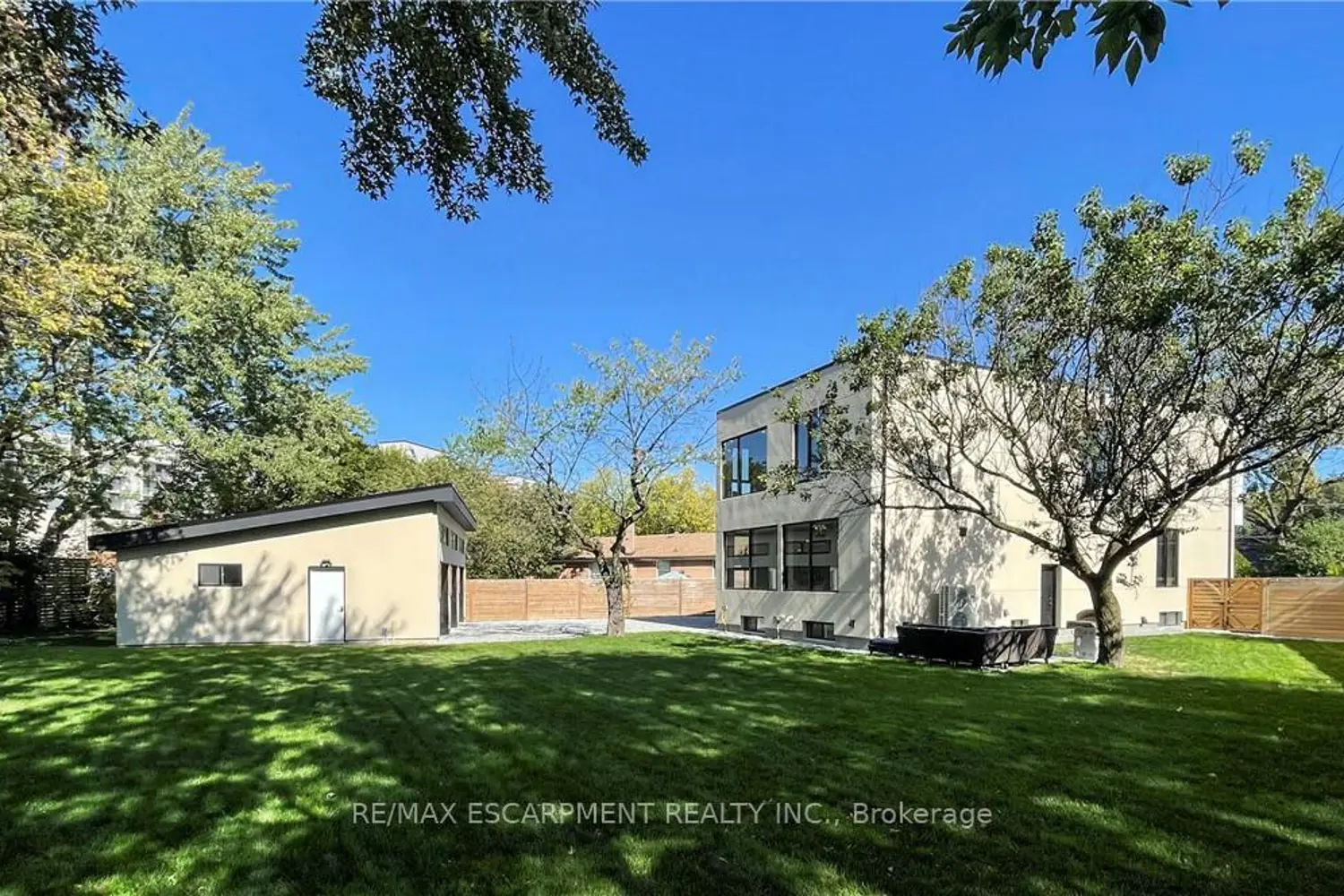 Additional image 18 of 28 Dunsmore Gardens