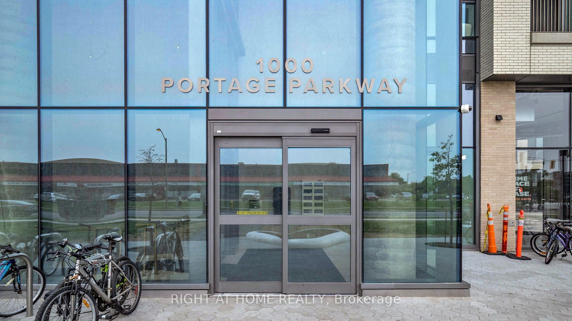 Additional image 3 of 902-1000 Portage Parkway, Vaughan, ON, L4K 0L1