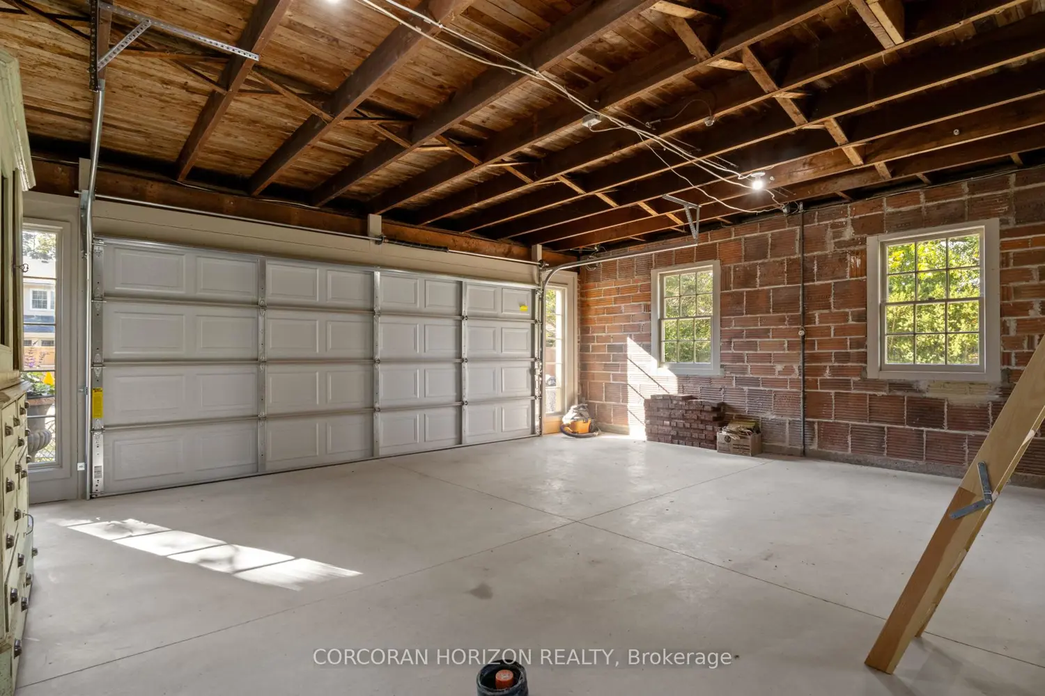 Additional image 20 of 33 Salisbury Avenue