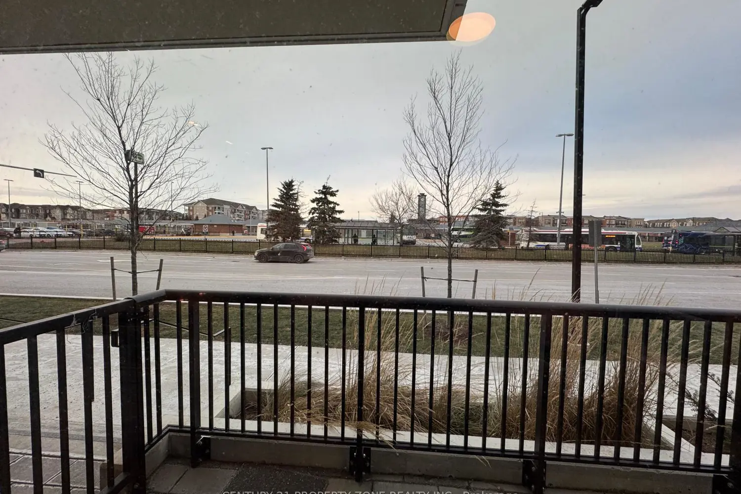 Additional image 20 of 20 Lagerfeld Drive 06