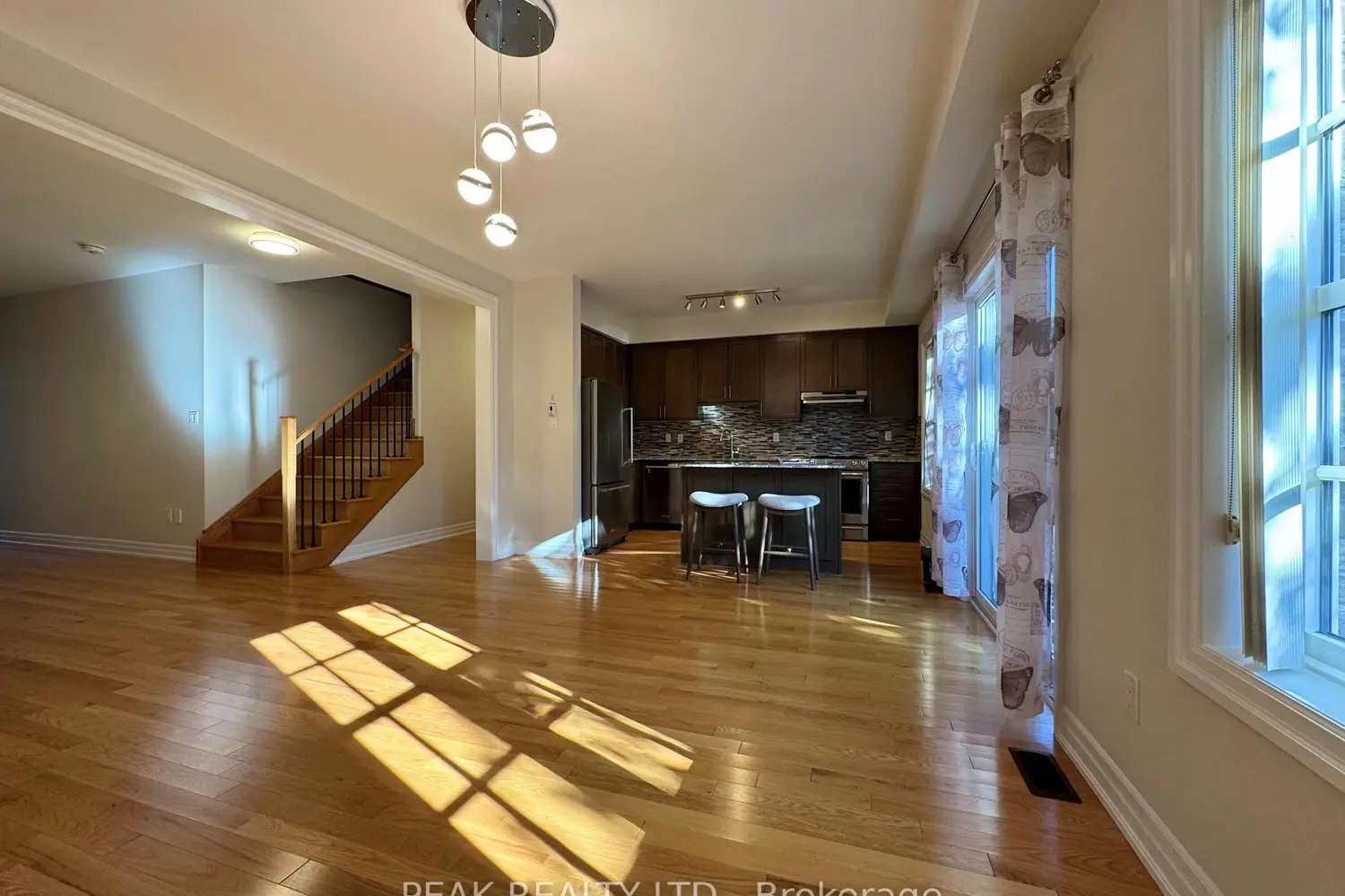 Additional image 20 of 44 Windsor Circle