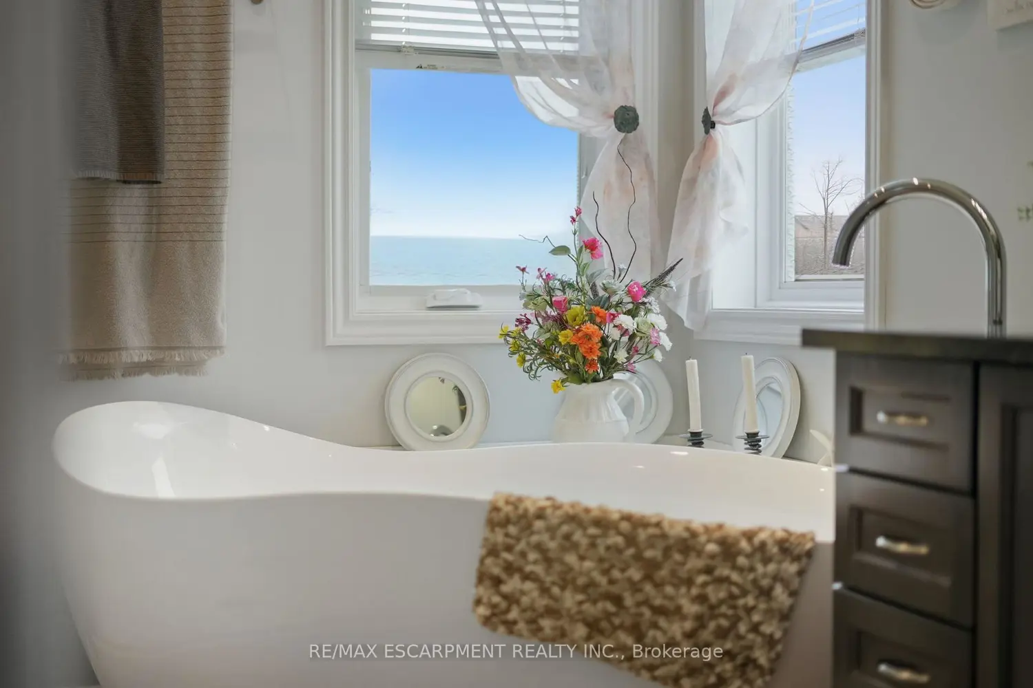 Additional image 10 of 6 Macneil Court