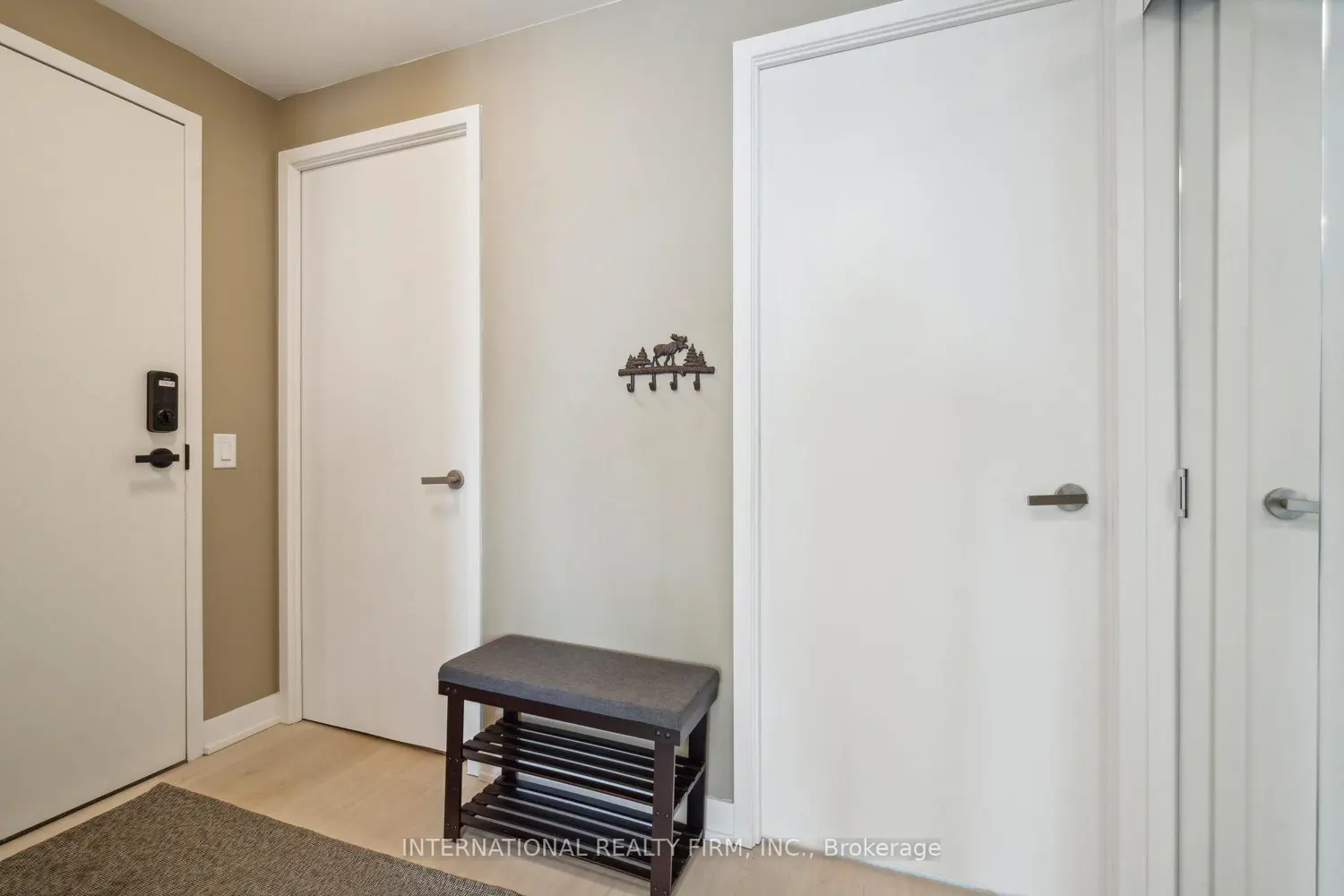 Additional image 11 of 3900 Confederation Parkway 4004