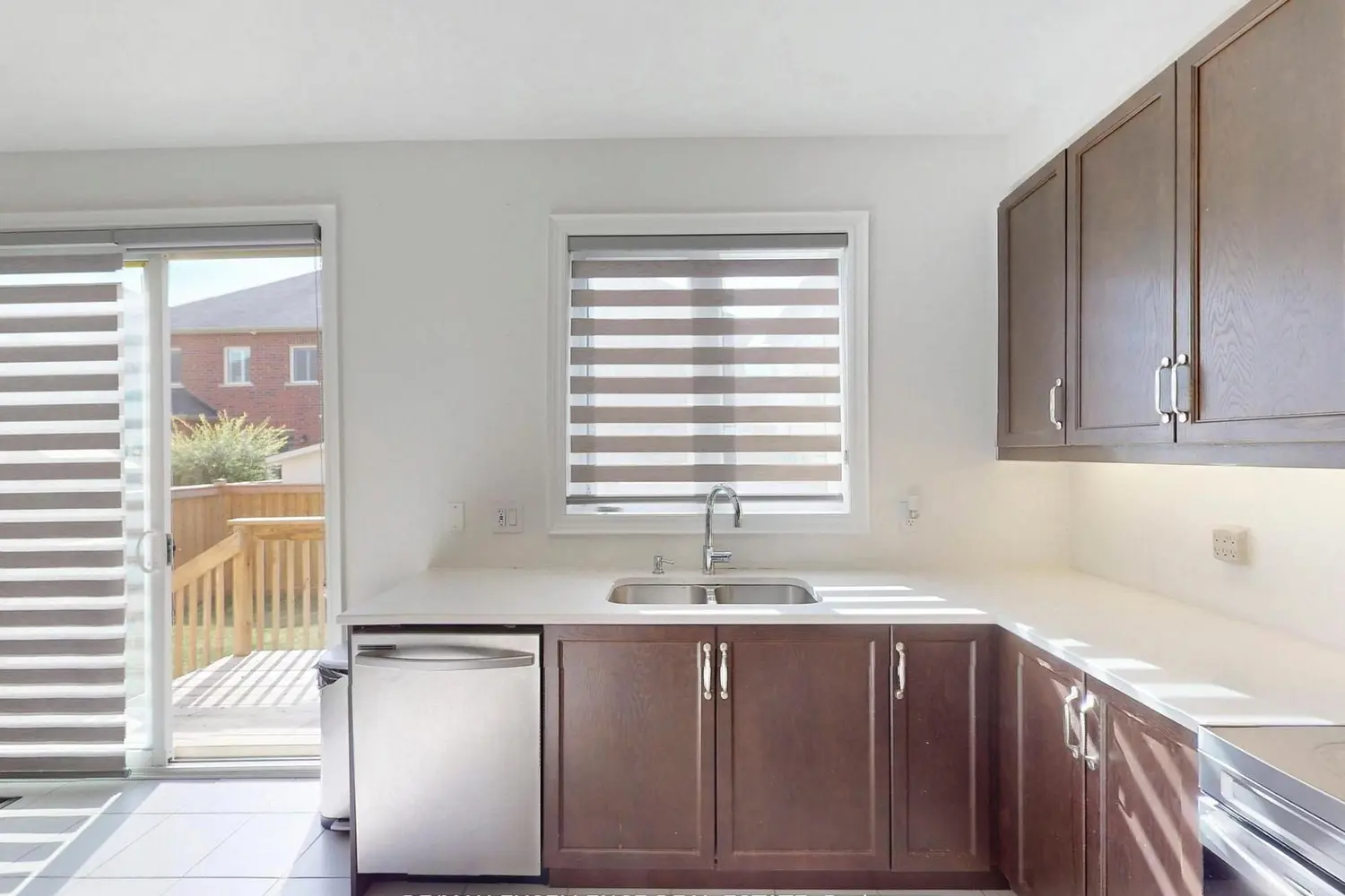 Additional image 3 of 33 Tiger Crescent