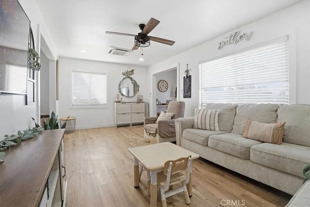 Additional image 5 of 1163 Smith Rd, Adelanto, CA 92301