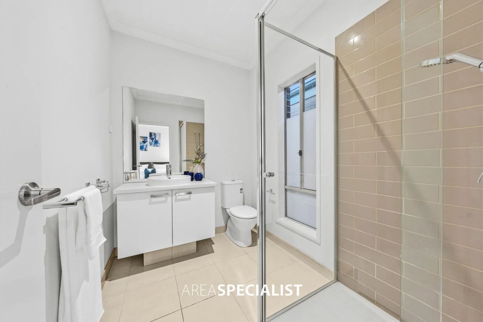 Additional image 4 of 18 Greenslate Street, Clyde North VIC 3978