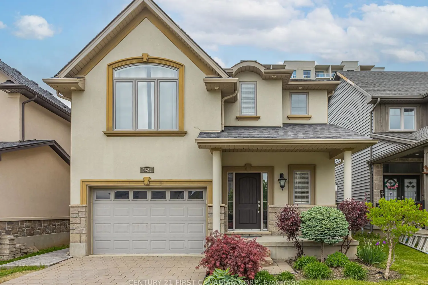 6621 Navin Crescent