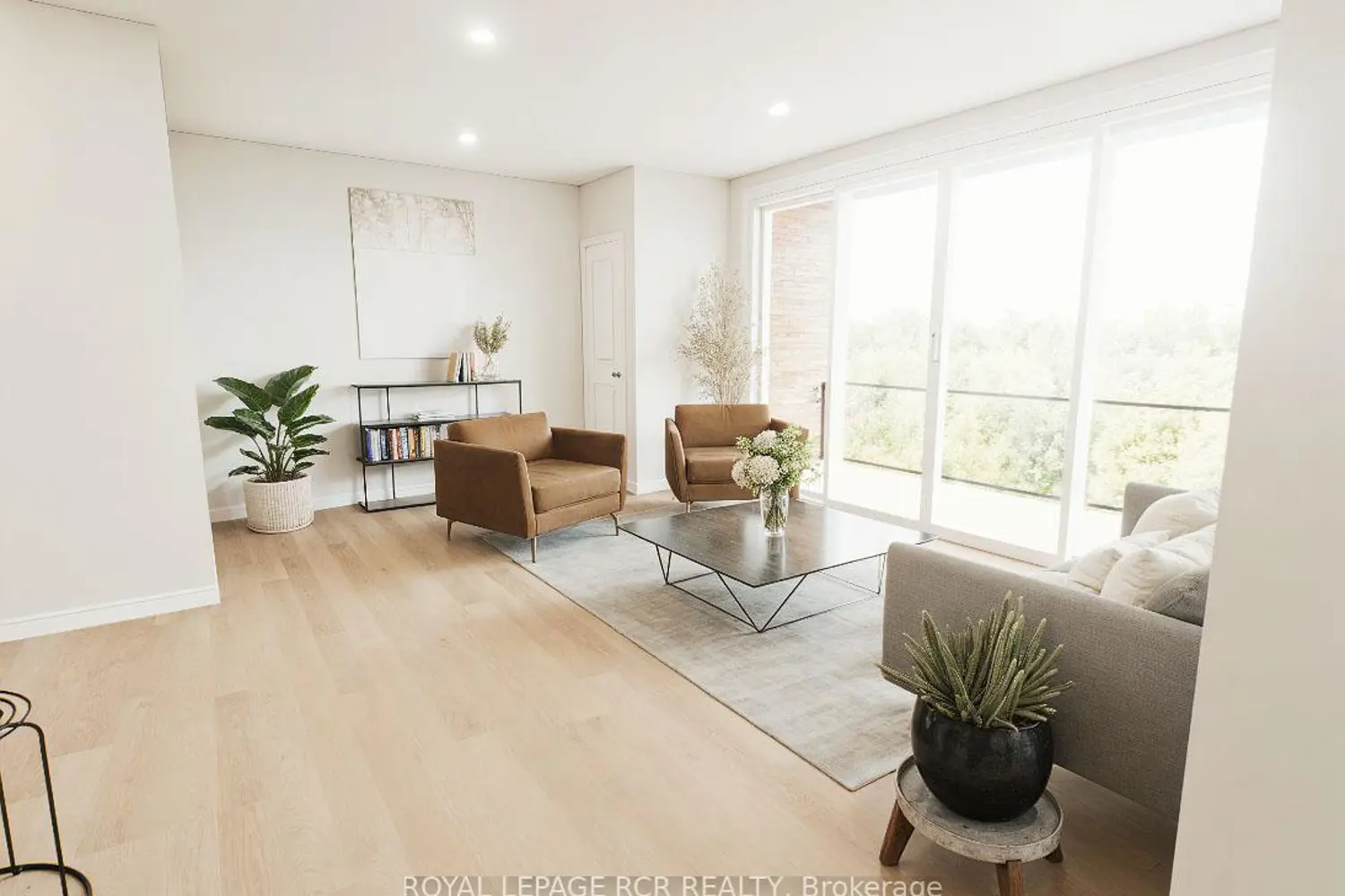 Additional image 4 of 50 Emma Street 402