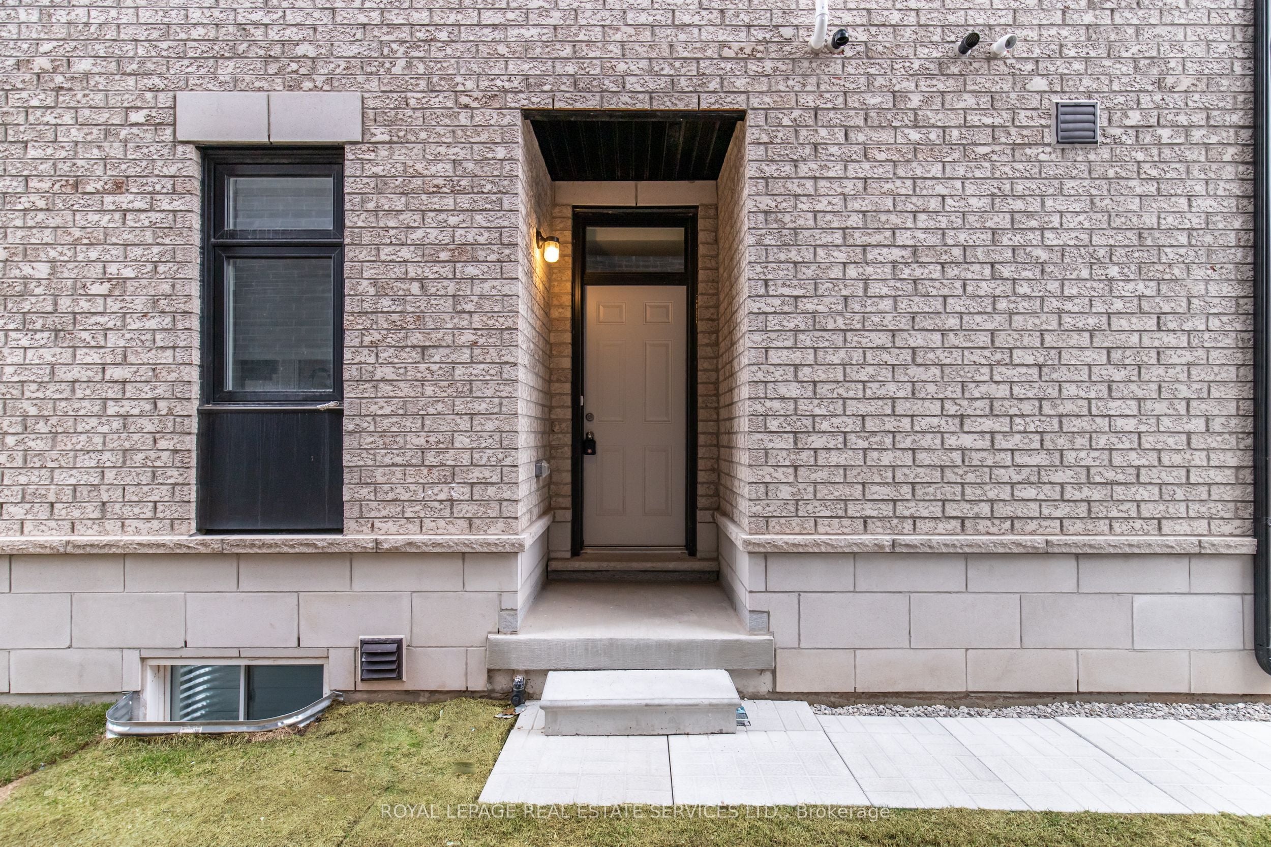 Additional image 5 of Unit 2-3201 Sixth Line, Oakville, ON, L6H 0V8