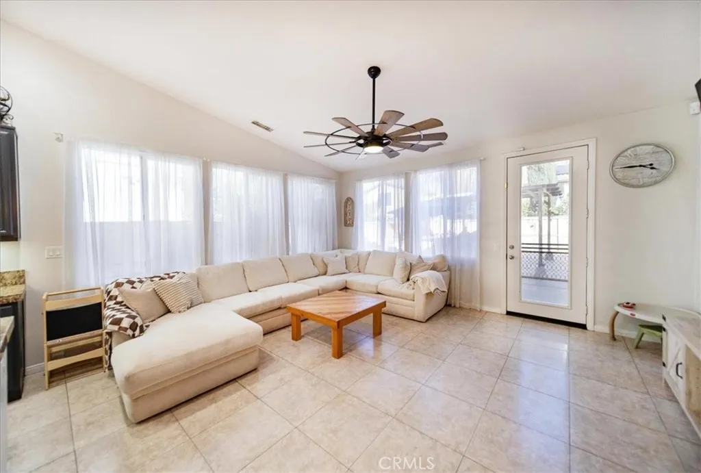 Additional image 12 of 32366 Whispering Willow Dr, Lake Elsinore, CA 92532