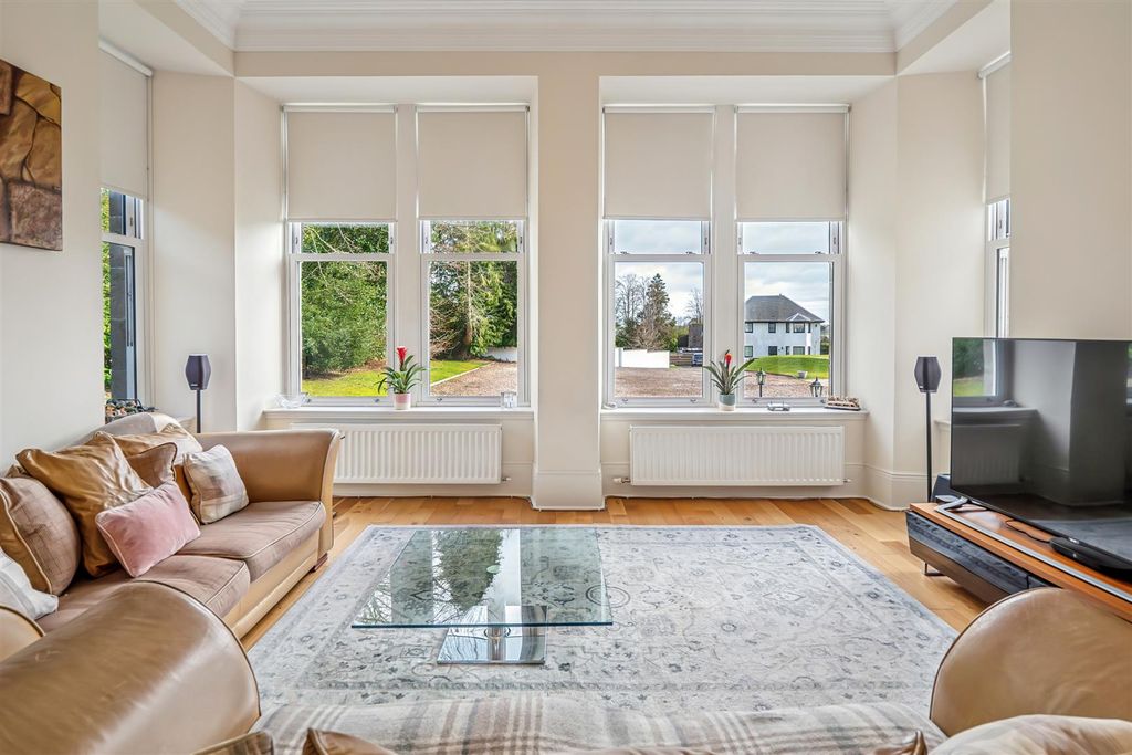 Additional image 16 of 3 bed flat for saleHelenslee Road, Dumbarton G82