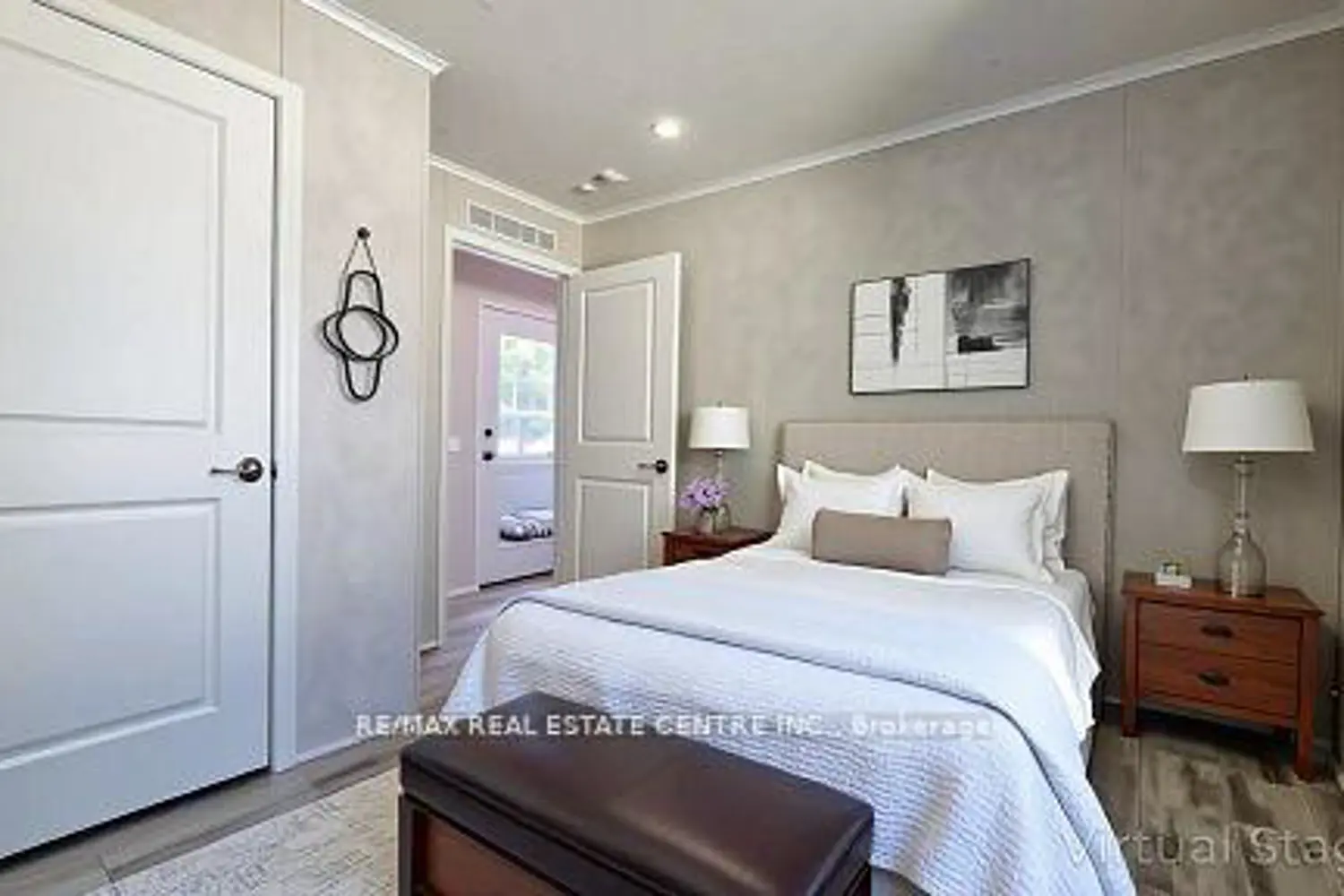 Additional image 10 of 24 Macpherson Crescent