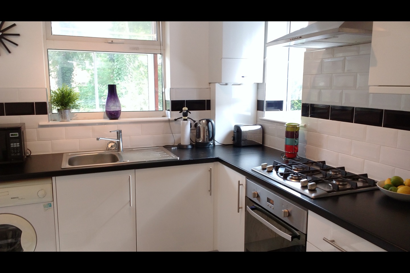 Additional image 2 of 1 Bed Flat, Sandringham Mount, LS17, N1 7GU
