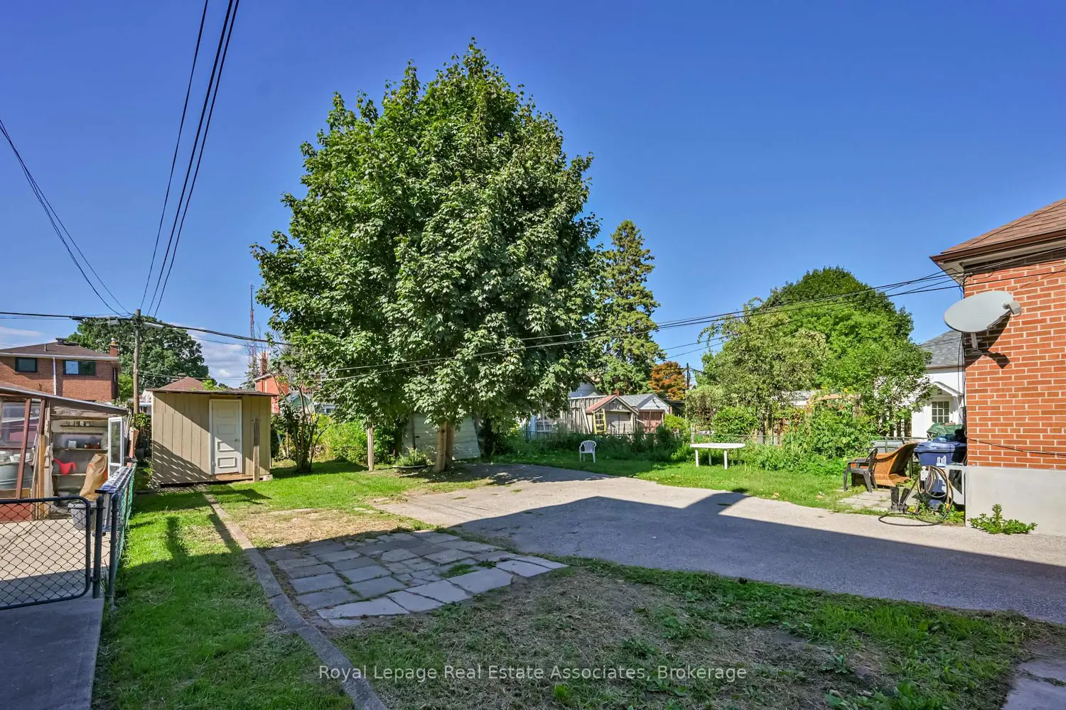Additional image 18 of 20 East Drive