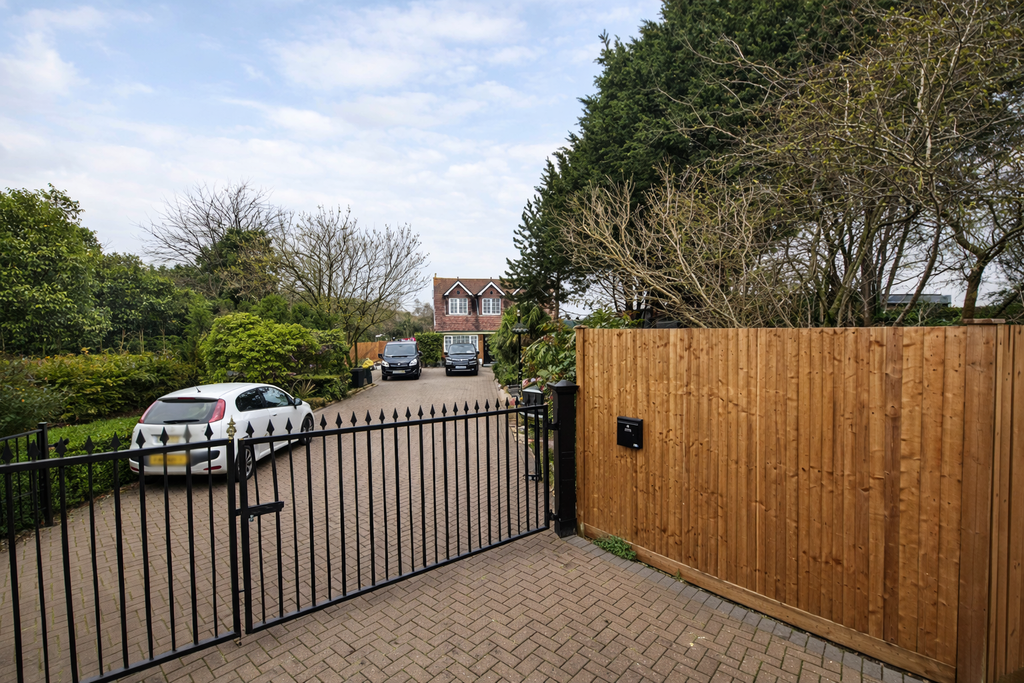 Land for saleThe Common, West Drayton UB7