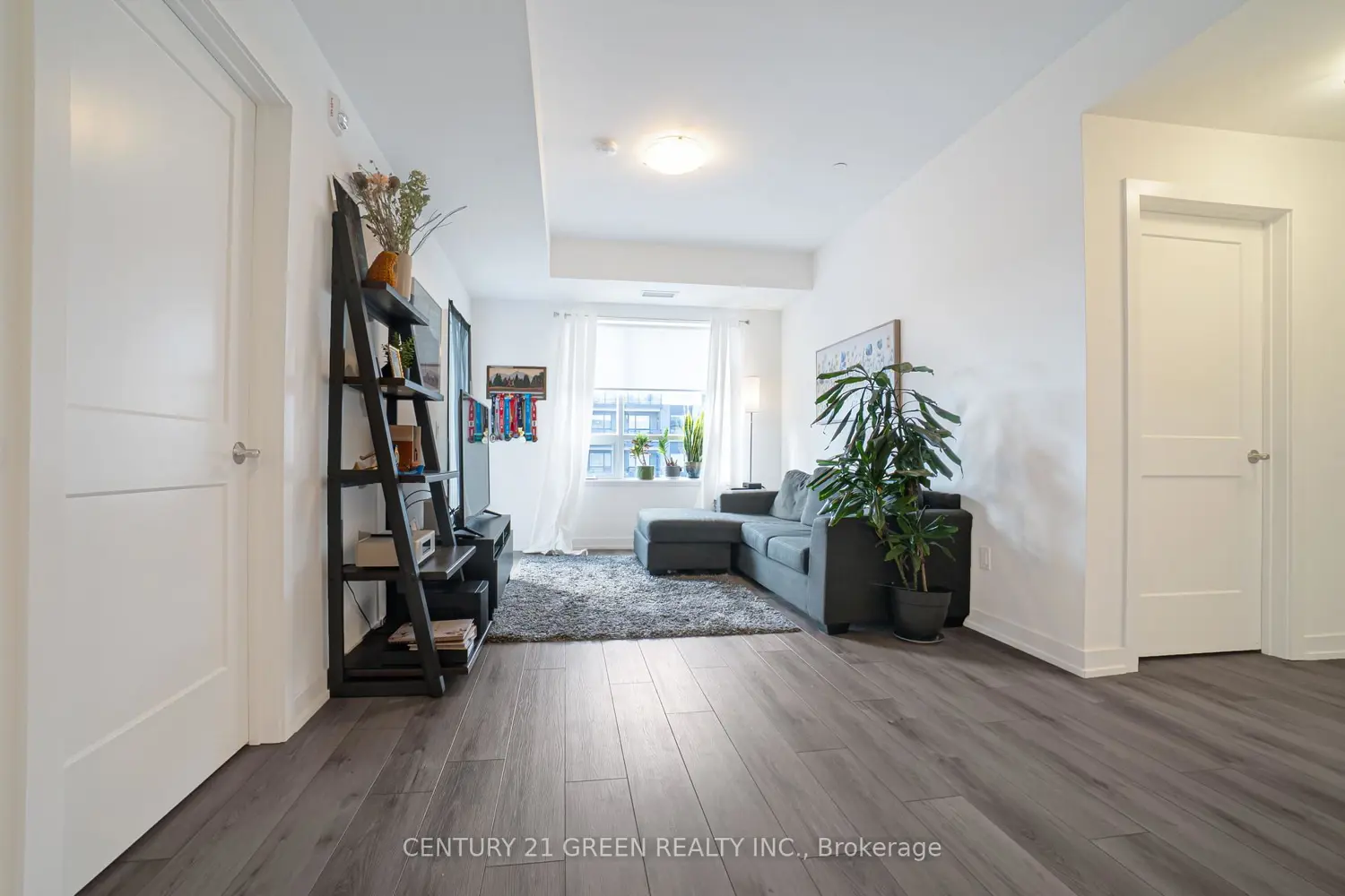 Additional image 7 of 255 Northfield Drive 407