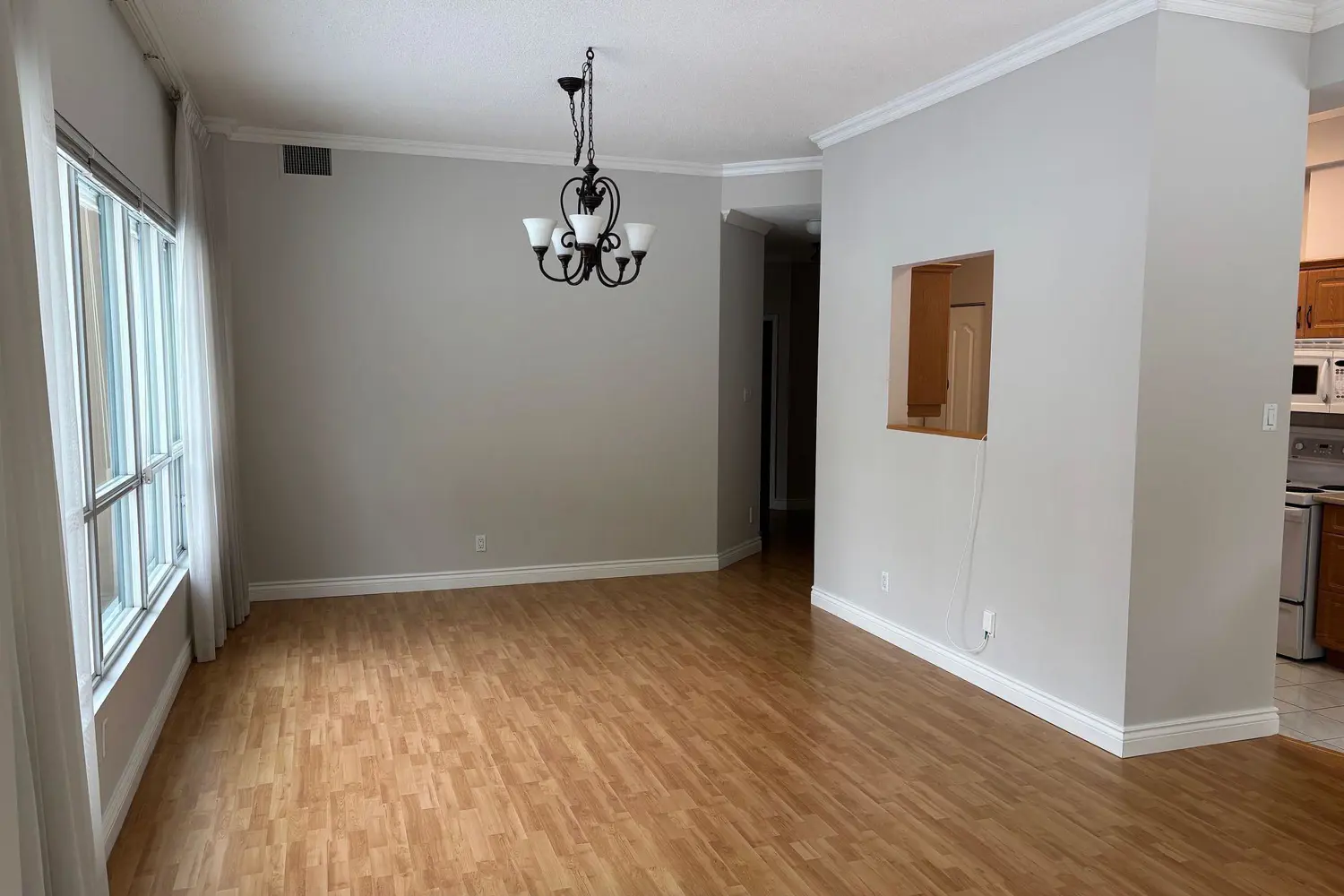 Additional image 5 of 100 Millside Drive 102
