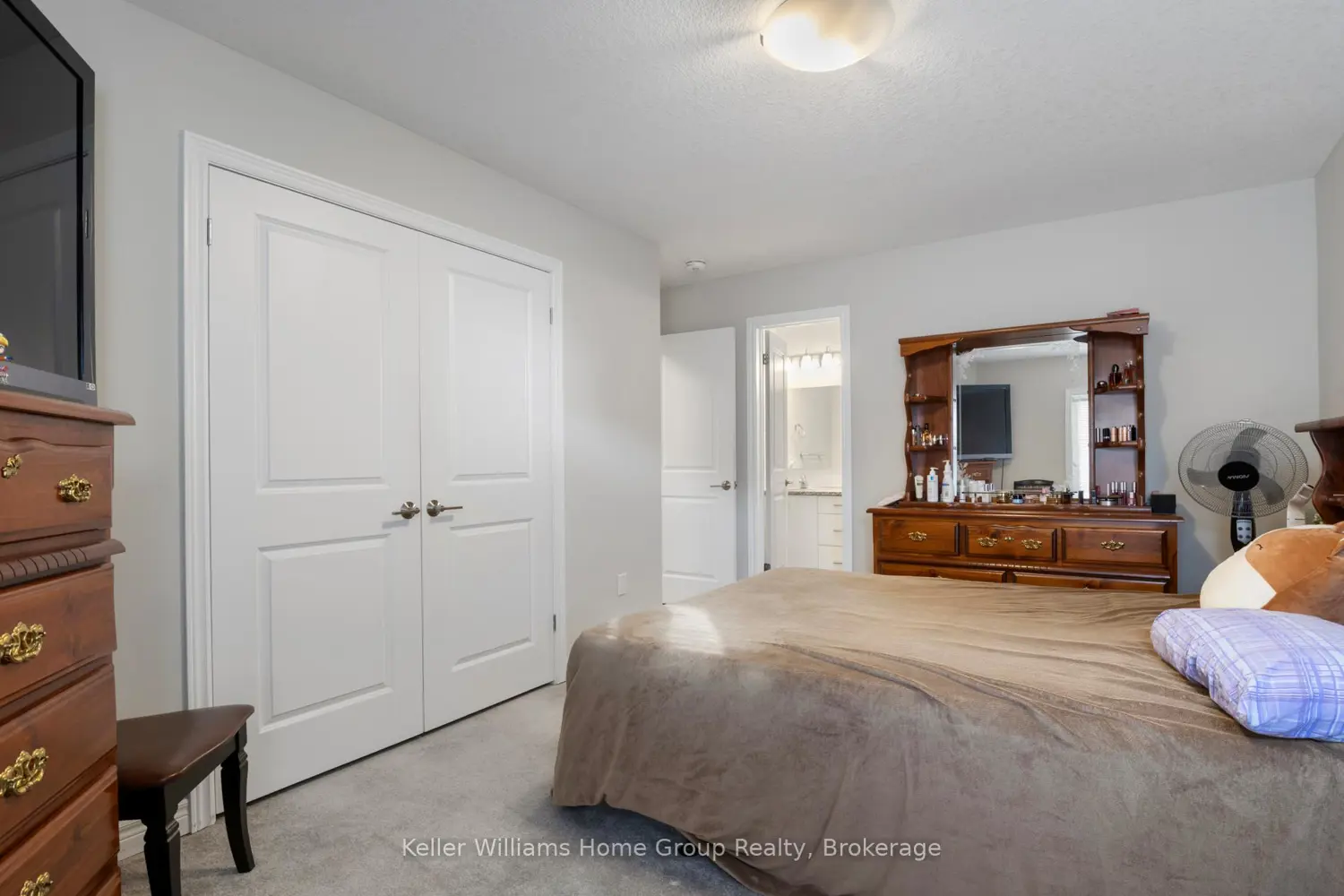 Additional image 14 of 333 Gosling Gardens 314