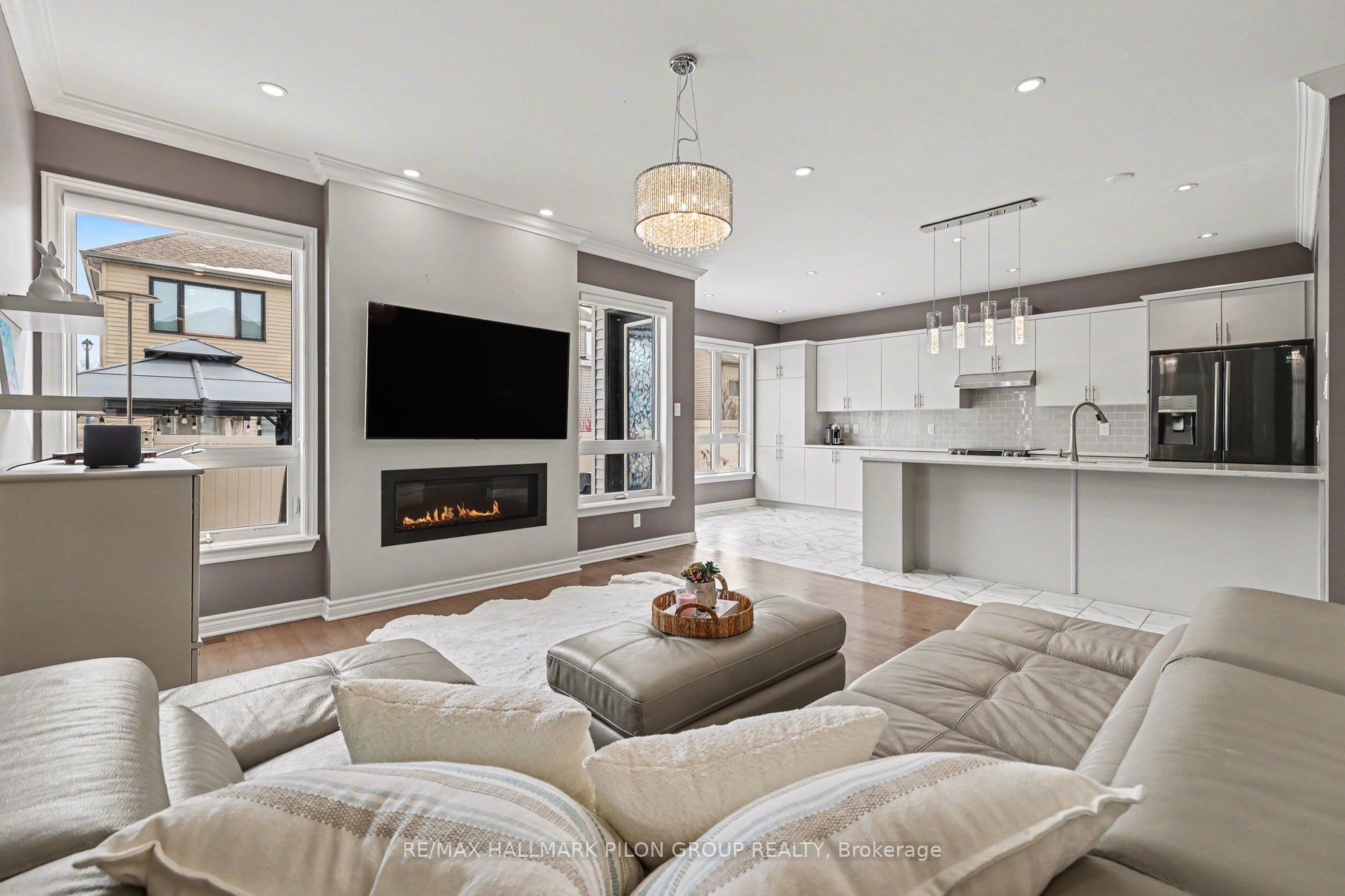 Additional image 3 of 266 Shinleaf Crescent, Ottawa, ON, K1W 0J2