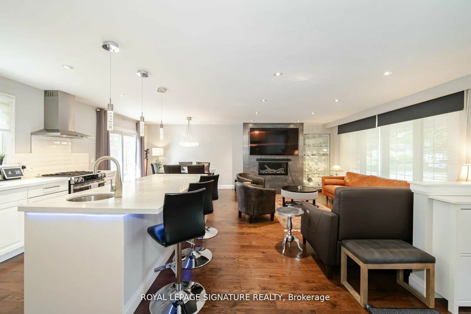 Additional image 3 of 2497 Wyatt Street