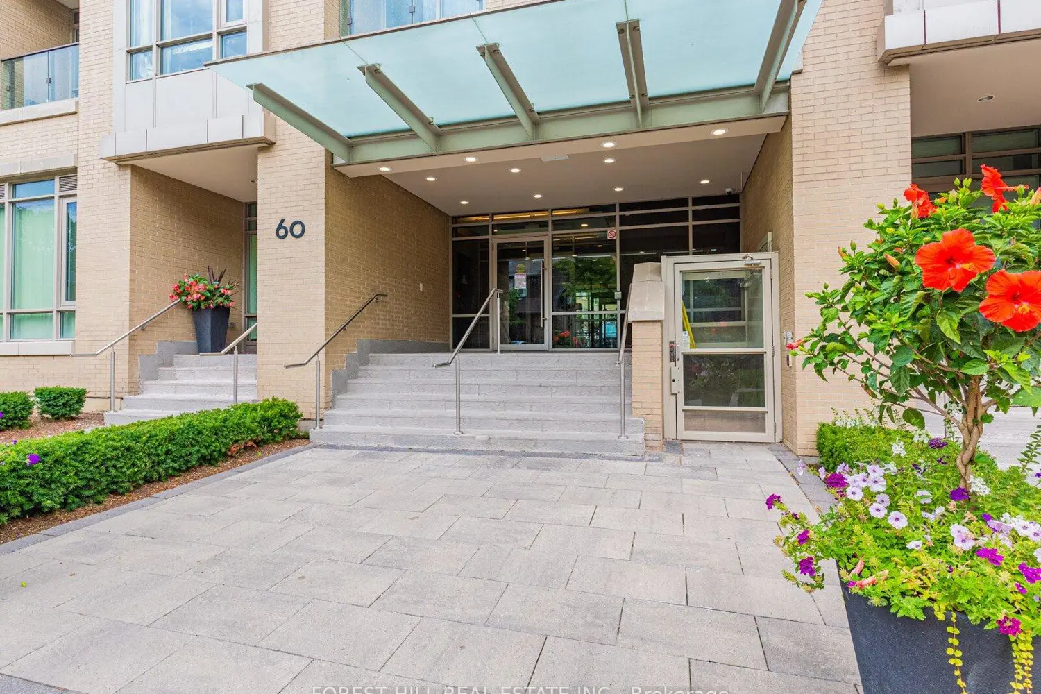 60 Berwick Avenue 517
