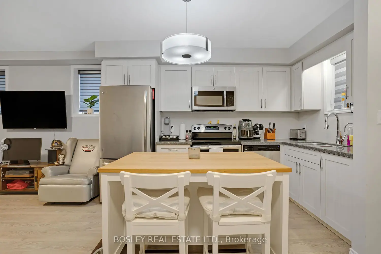 Additional image 10 of 388 Old Huron Road 17D