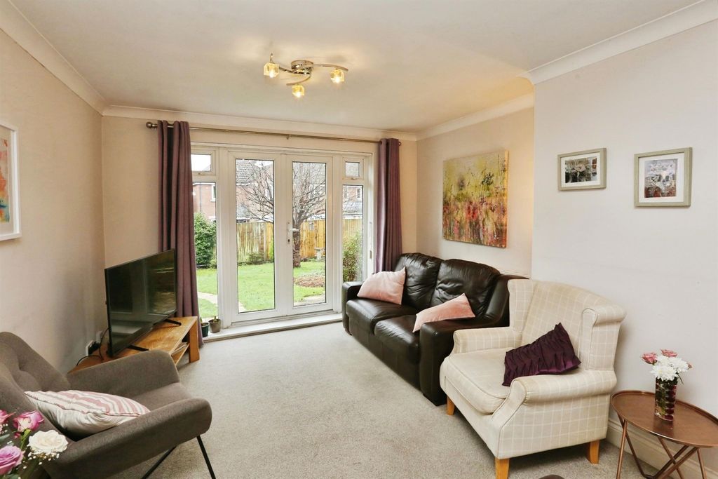 Additional image 19 of 3 bed detached bungalow for saleLower Northam Road, Hedge End, Southampton SO30