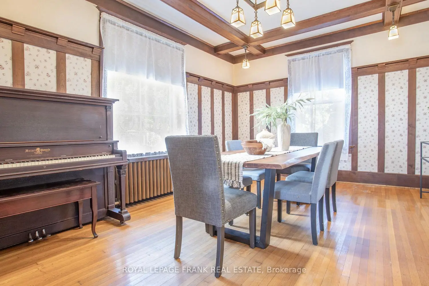 Additional image 11 of 33 Fairbanks Street