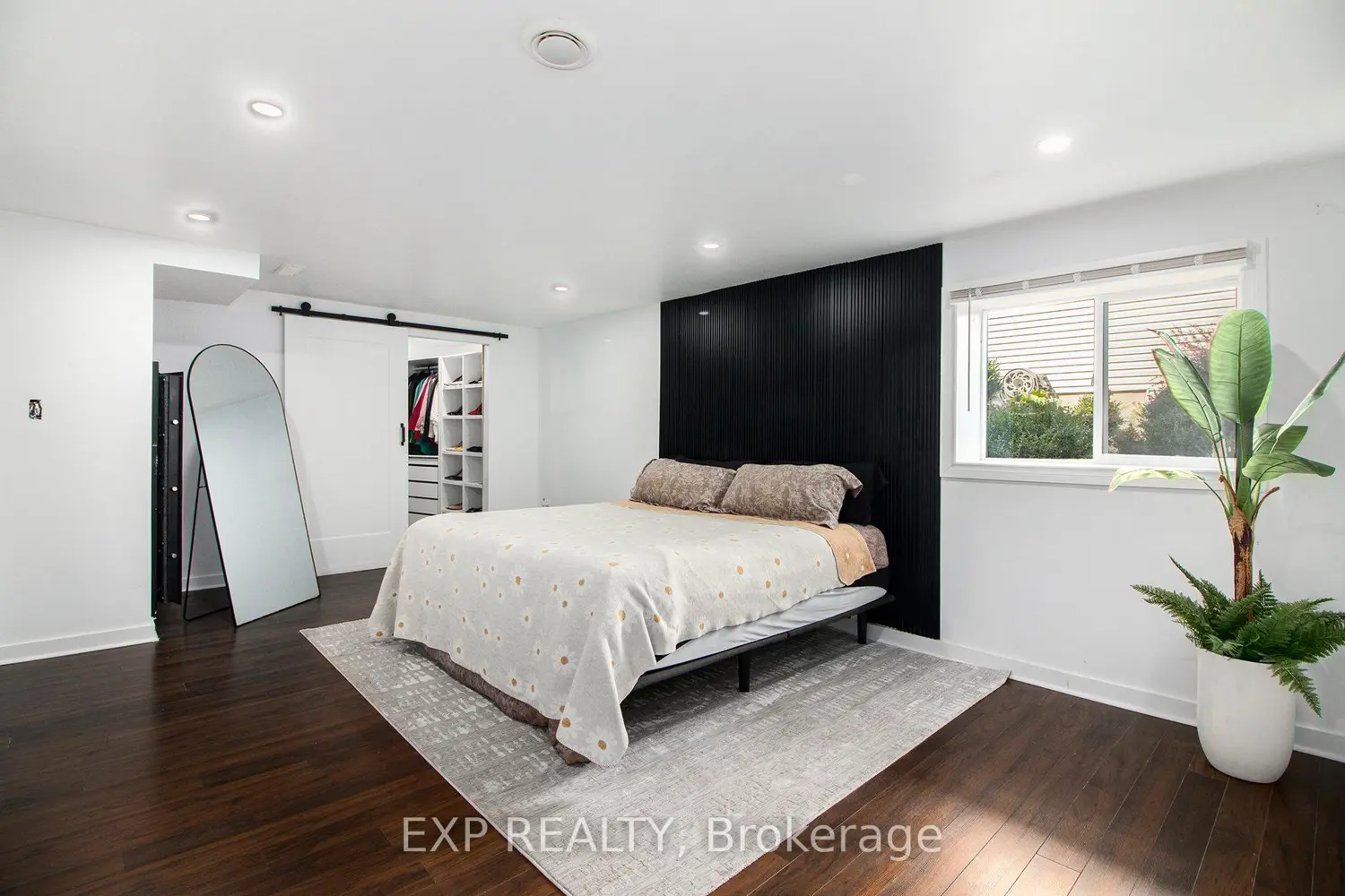 Additional image 7 of 234 Sandra Crescent