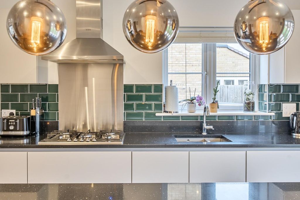 Additional image 5 of 4 bed detached house for saleLewis Corner, Potton SG19