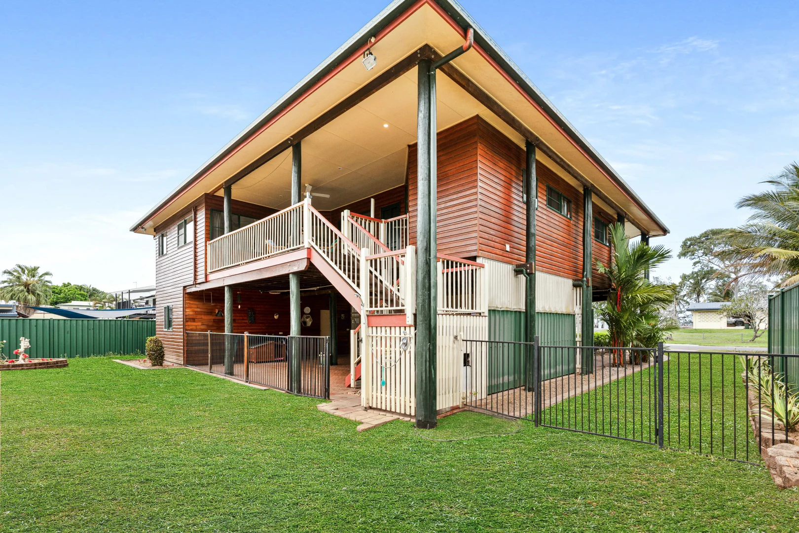 Additional image 27 of 30 Wall St, South Mission Beach QLD 4852