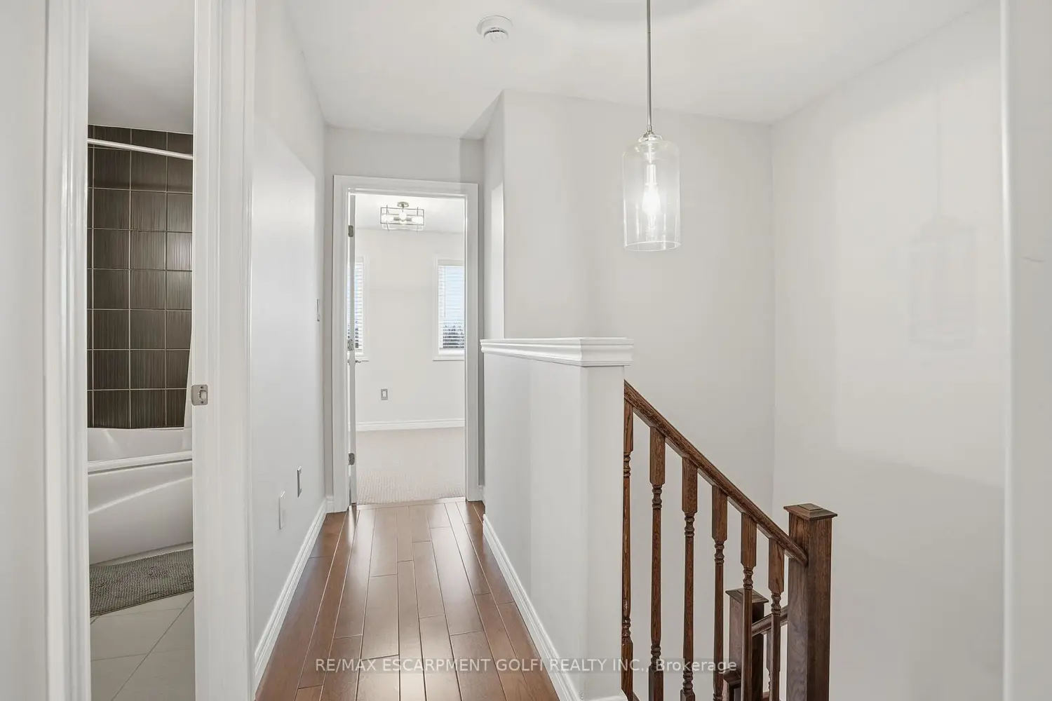 Additional image 10 of 201 Westbank Trail 13