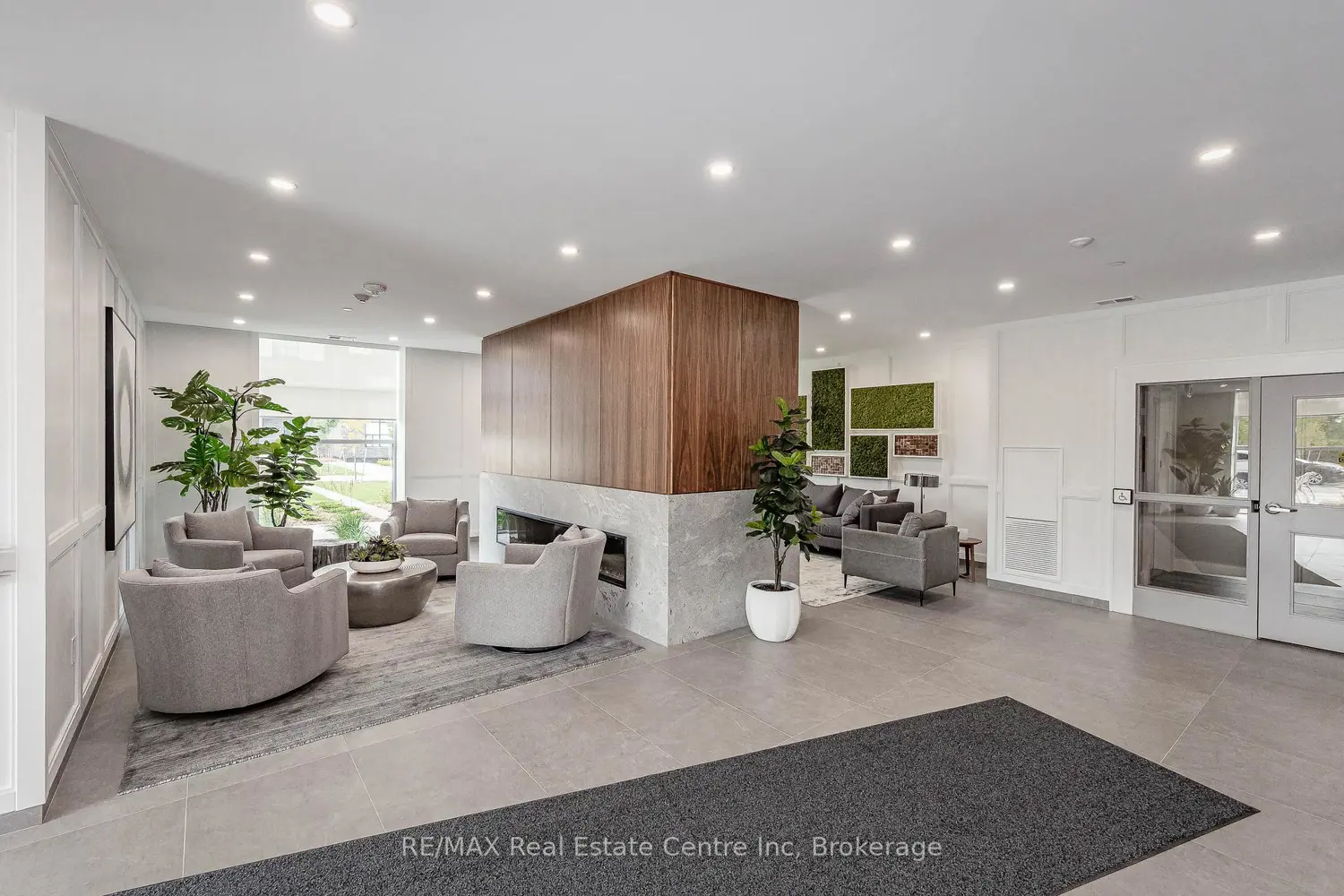 Additional image 17 of 1880 Gordon Street 104