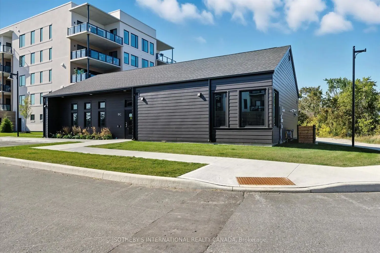 Additional image 13 of 19B West Street 306