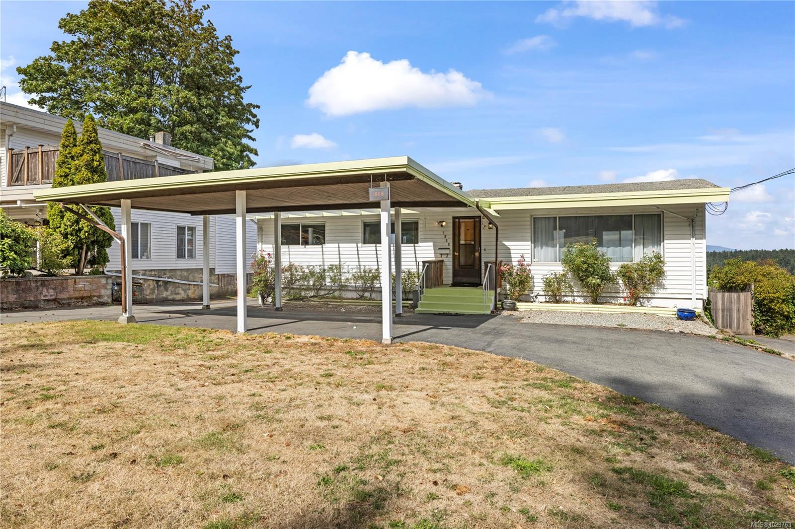Additional image 3 of 1968 Estevan Road, Nanaimo, BC, V9S 3Z2
